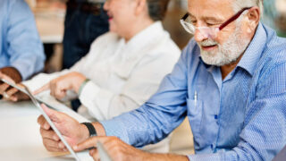 Blumenthaler Digitallotsen und -lotsinnen für ältere Menschen
