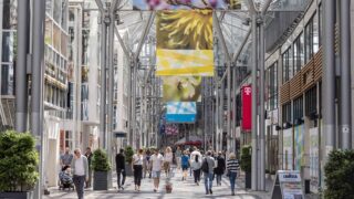 Lloyd Passage: Flanieren unter einem Bogen aus Stahl und Glas