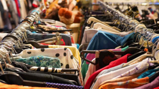 Nachhaltig shoppen in Bremen: Karitative Second-Hand-Läden